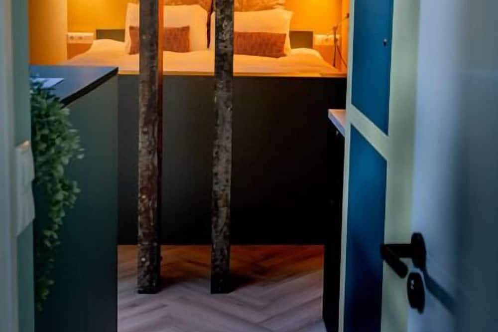 Luxurious wellness houseboat - Sailors Suite in Holländische Küste