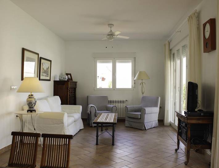 Villa pour 8 personnes, avec terrasse et piscine, adapté aux familles à Roche - 2