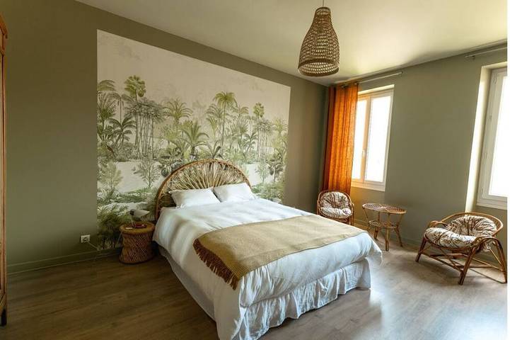 Location de vacances pour 6 personnes, avec jacuzzi à Bourg - 4