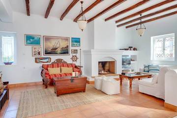 Villa for 8 People in Syros, Cyclades, Photo 2