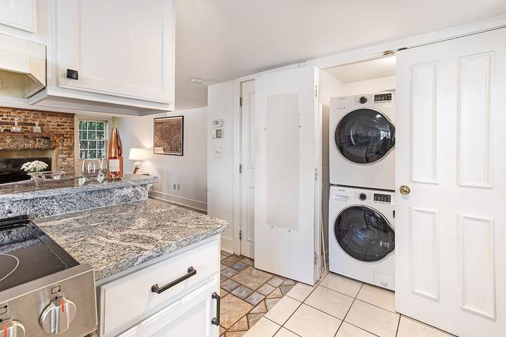 Vacation rental for 2 people in Savannah