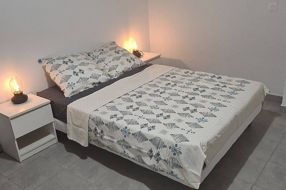 Entire apartment, Cosy two-bedroom apartment in Croix d'Argent, Montpellier