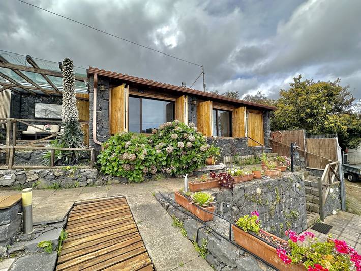 Casa rural para 3 personas, con Balcón además de Terraza y Jardín en La Orotava