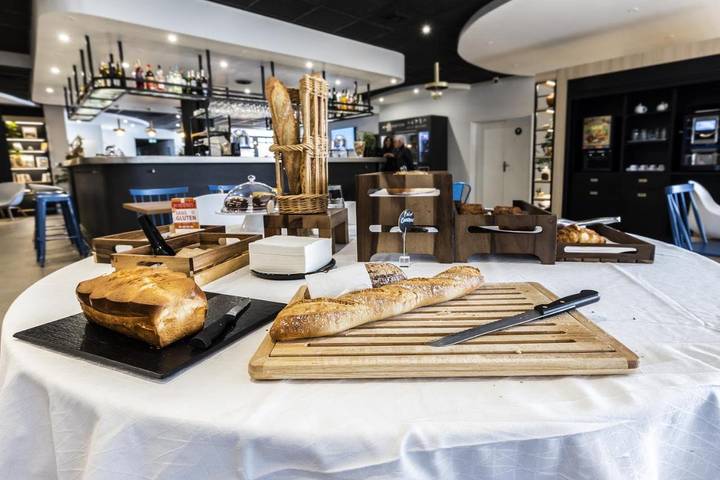 Hôtel pour 4 personnes, avec vue ainsi que jardin et piscine, animaux acceptés à Rivesaltes - 4