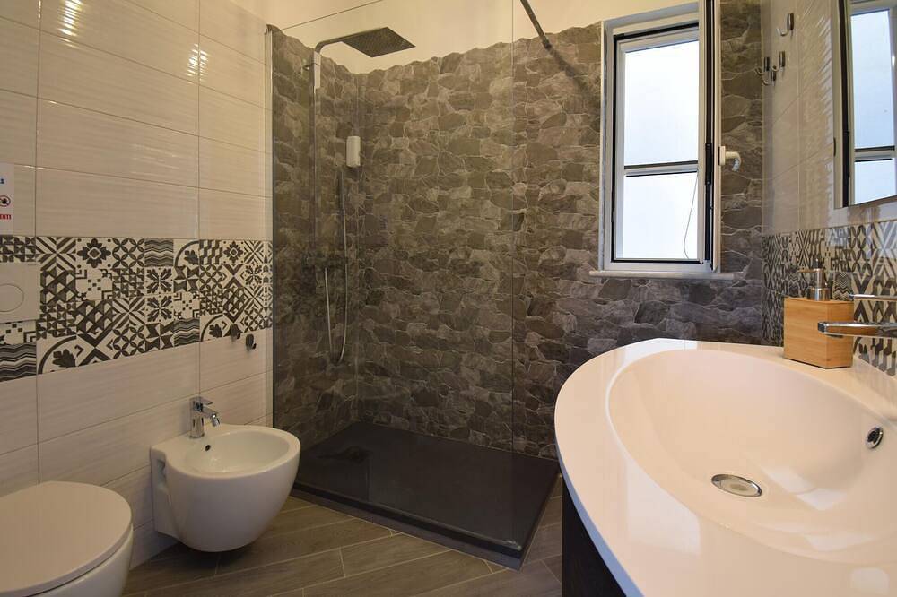 Amazing home in Casamicciola Terme with sauna in Casamicciola Terme, Ischia