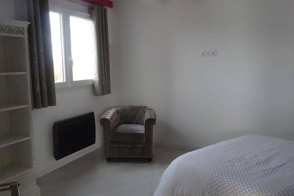 Entire apartment, Large gîte on the banks of the Seine in Villeneuve-le-Roi, Val-de-Marne