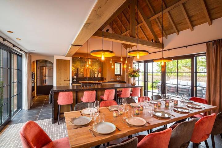 Location de vacances pour 19 personnes, avec jardin et jacuzzi, adapté aux familles à Lo-Reninge - 3