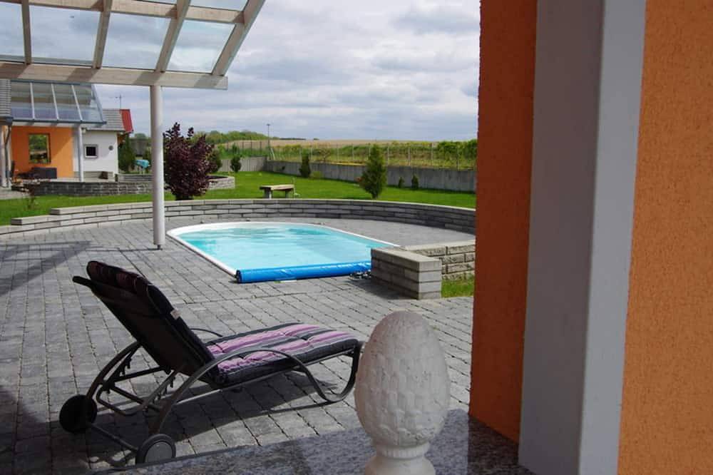 Vacation home in Strasen with pool, (Mundt, Undine) H2 - Holiday home in Strasen with pool, (Mundt, Undine) in Strasen, Wesenberg