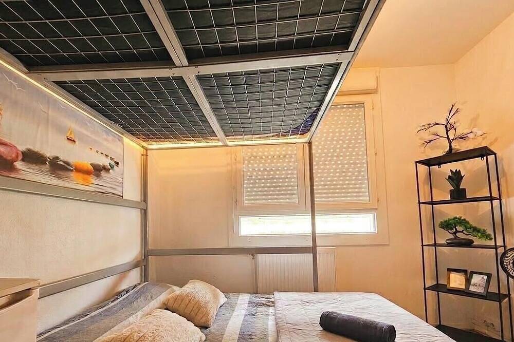 Appartement entier, Bel Appartement entier famille/groupe avec Parking gratuit in Mérignac, Région de Bordeaux