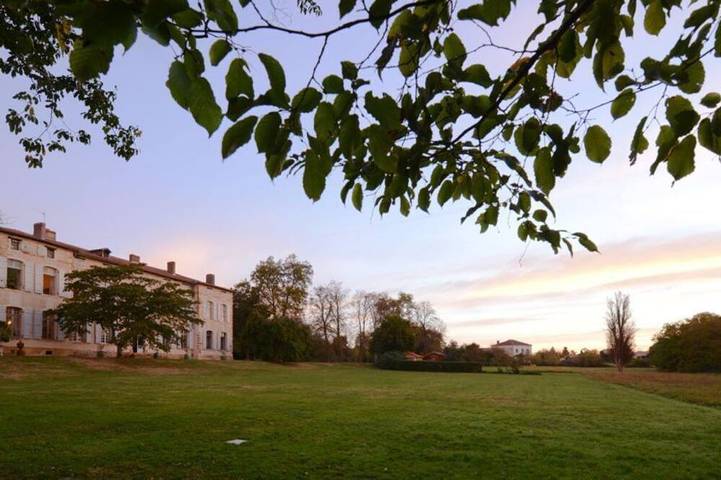 Location de vacances pour 17 personnes, avec terrasse à Le Fousseret