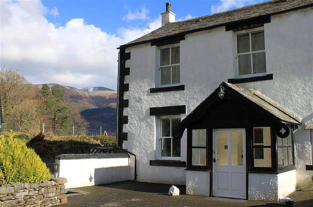 Log Cabin for 4 People in Thornthwaite, Cumbria