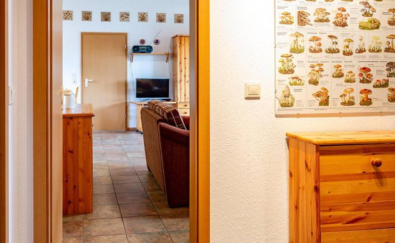 Ferienhaus für 6 Personen, mit Terrasse und Garten sowie Seeblick in Jabel - 2