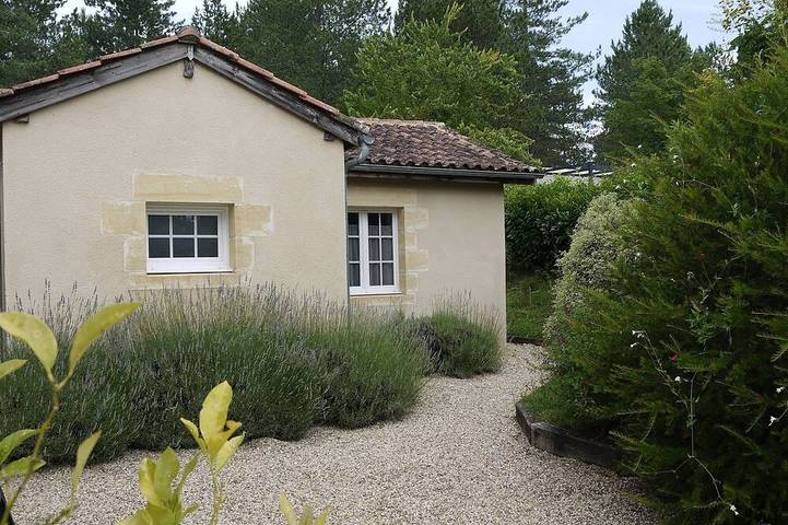 Location de vacances pour 2 personnes à Saint-Laurent-des-Bâtons - 4