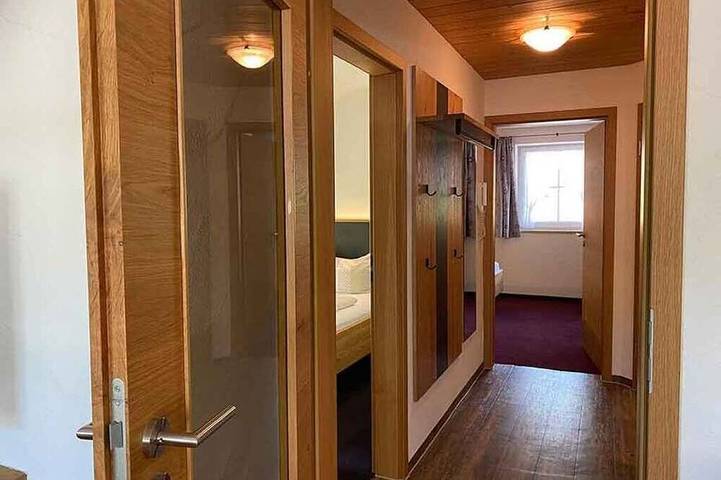 Ganze Wohnung, Hochwertige moderne Ferienwohnung am Oberjoch/Allgäu Wander- und Skigebiet in Oberjoch, Bad Hindelang