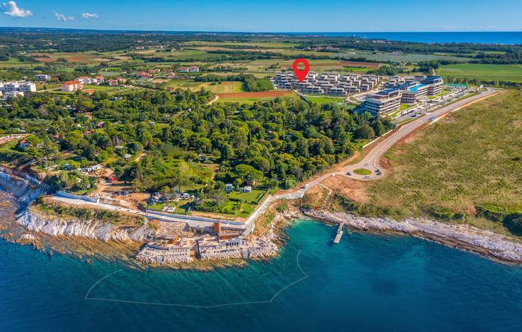 Appartement avec vue sur la mer, piscine, terrasse et équipements à proximité de Crveni Vrh in Umag, Région d'Umag