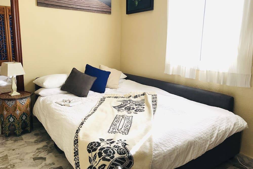 Apartamento entero, El Rico Rincón de Sanlúcar la Mayor (22km de Sevilla Centro) in Sanlúcar la Mayor, Provincia de Sevilla