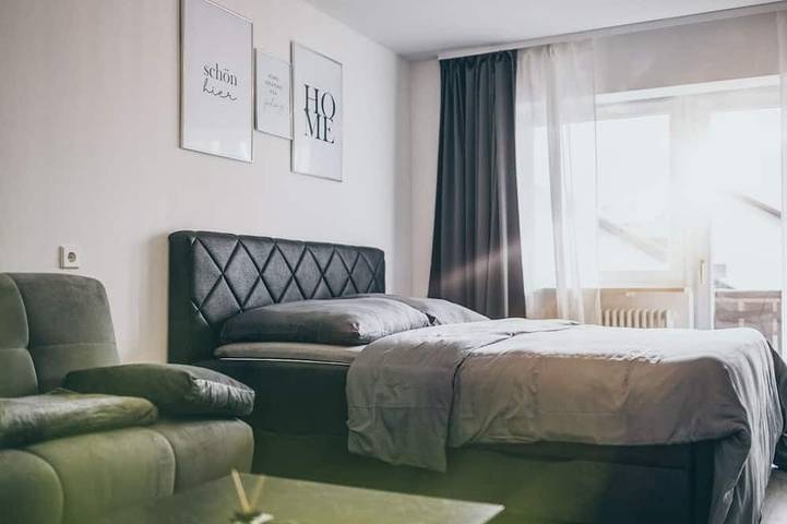Ferienwohnung für 4 Personen, mit Balkon und Whirlpool sowie Pool und Sauna