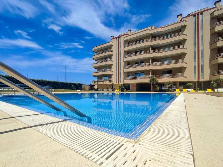 Apartamento de férias para 2 pessoas, com piscina e vista e ainda varanda and sauna em Ovar