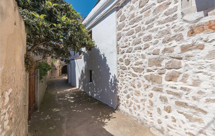 Appartement confortable de deux chambres près du littoral et du centre-ville in Preko, Île d'Ugljan
