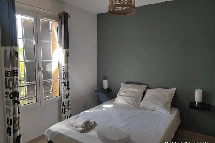 Location de vacances pour 7 personnes, avec jardin à Pélissanne - 2