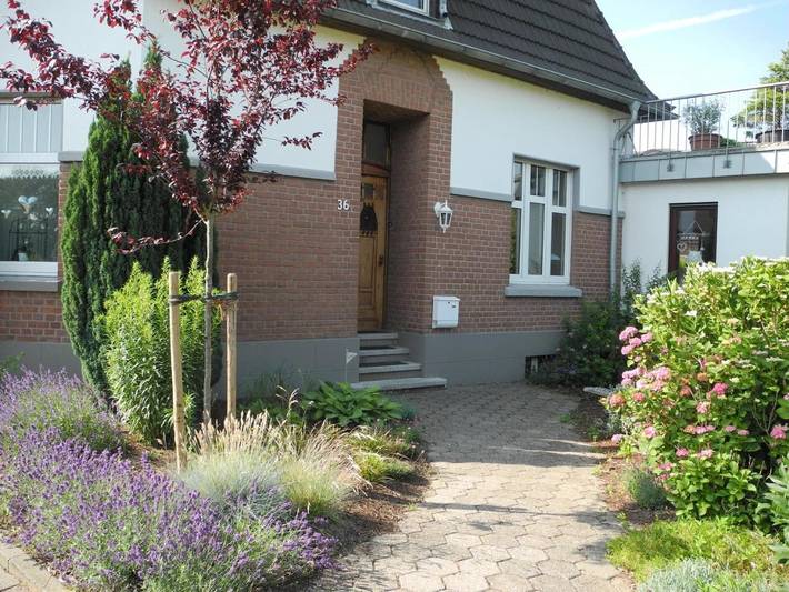 Ferienwohnung für 2 Personen, mit Terrasse und Ausblick in Wesel