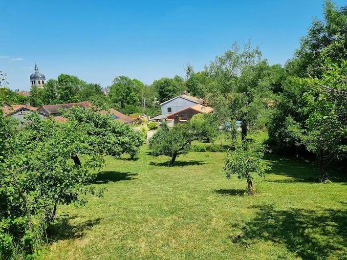 Location de vacances pour 10 personnes, avec terrasse et jardin, animaux acceptés dans Lac d'Amance - 4