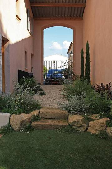 Chambre d’hôte pour 6 personnes, avec piscine et jardin à Mallemort