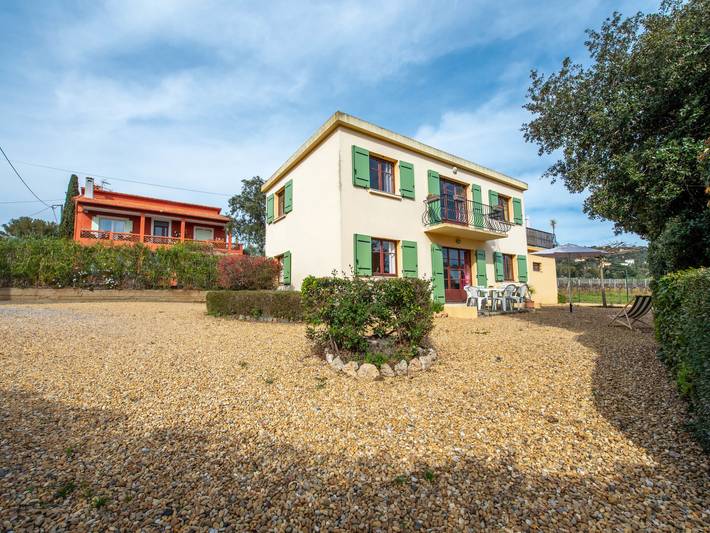 Vakantiewoning voor 6 personen, met terras en tuin, met huisdier in La Croix-Valmer