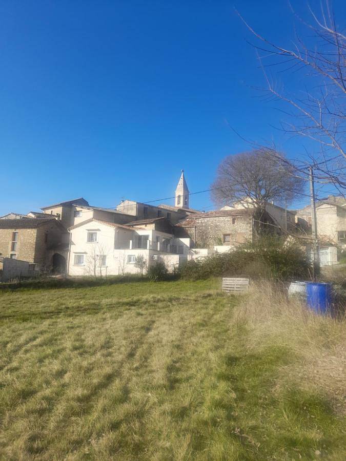 Location de vacances pour 8 personnes, avec vue et jardin à Saint-Julien-les-Rosiers - 3