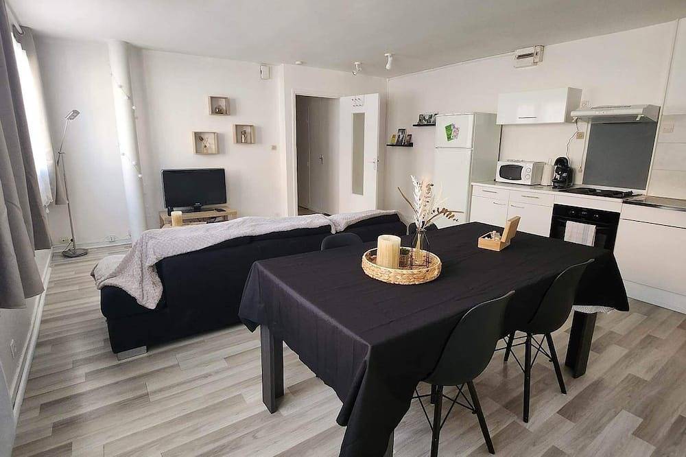 Ganze Wohnung, Cosy apartment, 20 minutes from the beach (on foot) - Pets welcome. in Dünkirchen, Flanderns Dünenküste