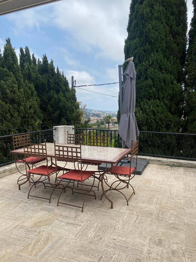 Villa pour 5 personnes, avec piscine et terrasse, animaux acceptés à Le Cannet - 2