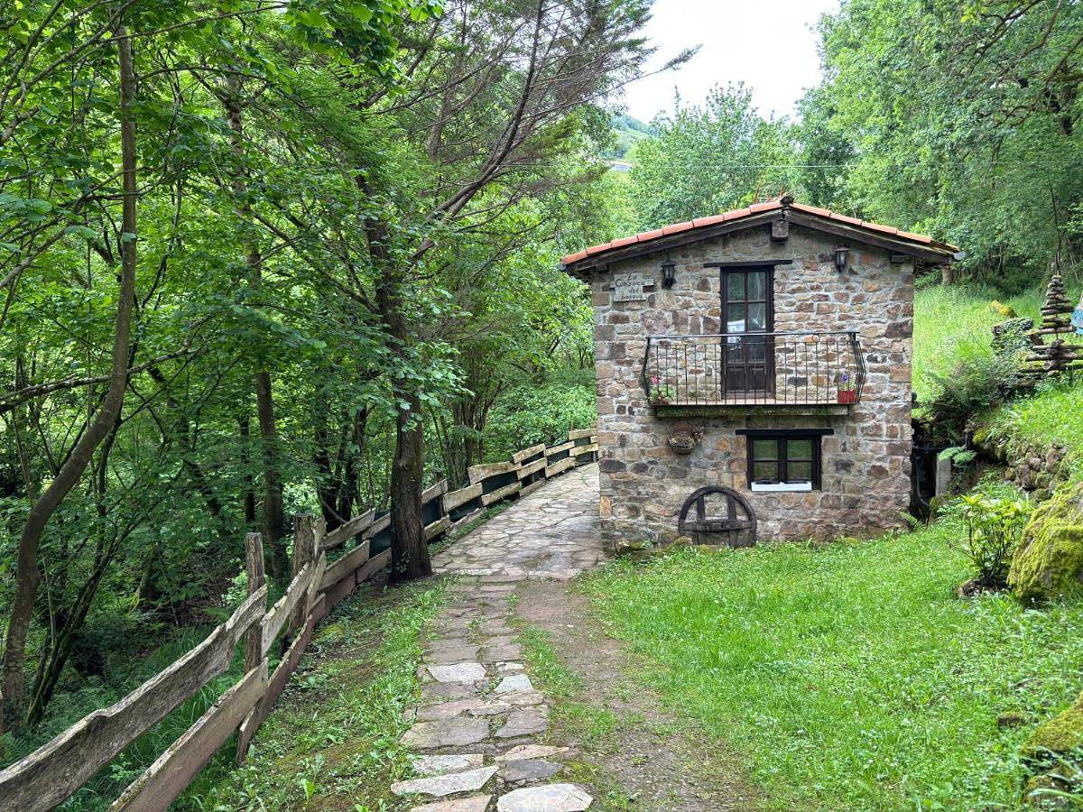 La casuca del bosque in Liérganes, Costa de Cantabria