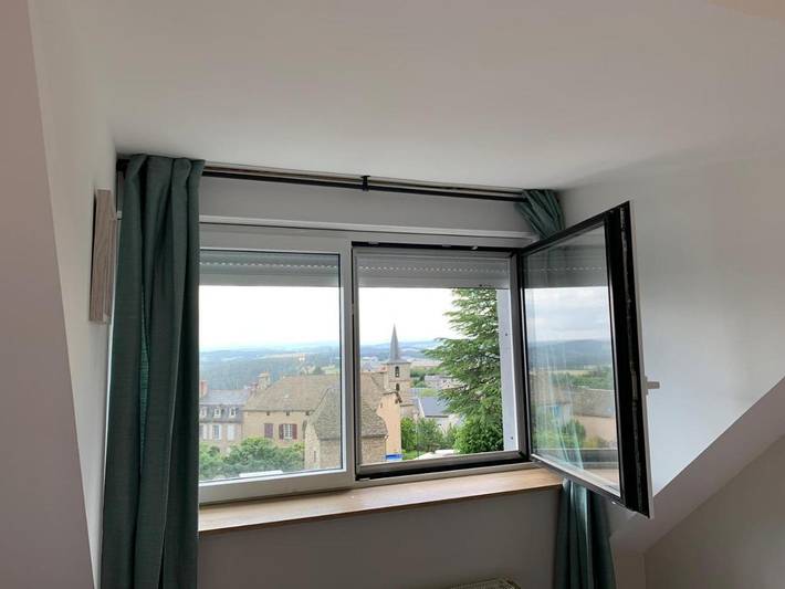 Hôtel pour 2 personnes, avec jardin à Aumont-Aubrac - 4