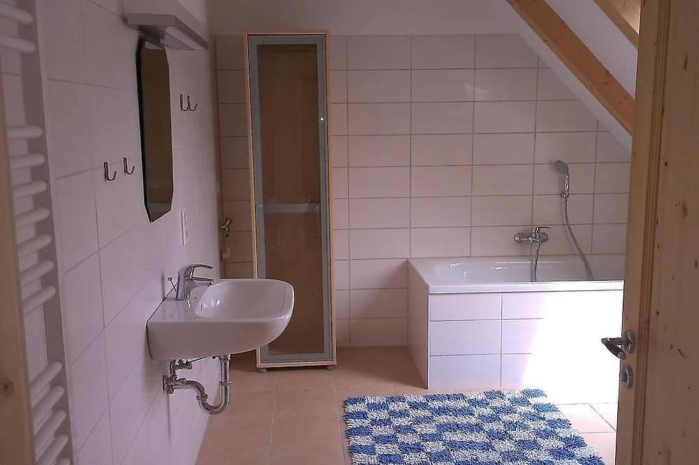 Ferienwohnung Torhaus West - Ferienhaus Torhaus in Herrnhut, Oberlausitz-Niederschlesien