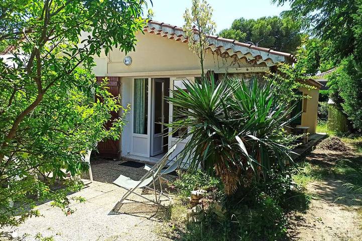 Location de vacances pour 3 personnes, avec jardin et terrasse, animaux acceptés à Carry-le-Rouet - 4