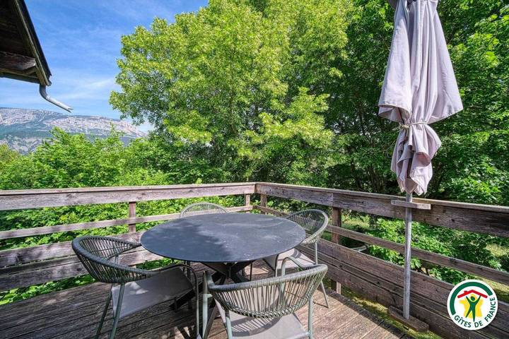 Gîte pour 4 personnes, avec jardin et terrasse à Die