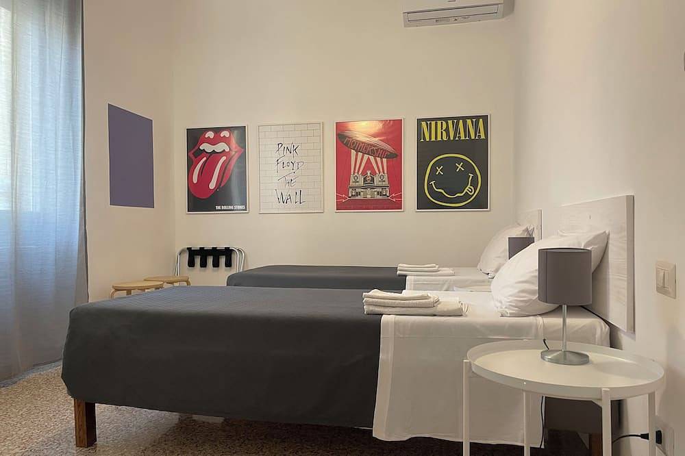 Ganze Wohnung, 64B 10 minutes walk from: Polyclinic Hospital, Station and Center - 2 rooms in Pavia, Pavia Provinz