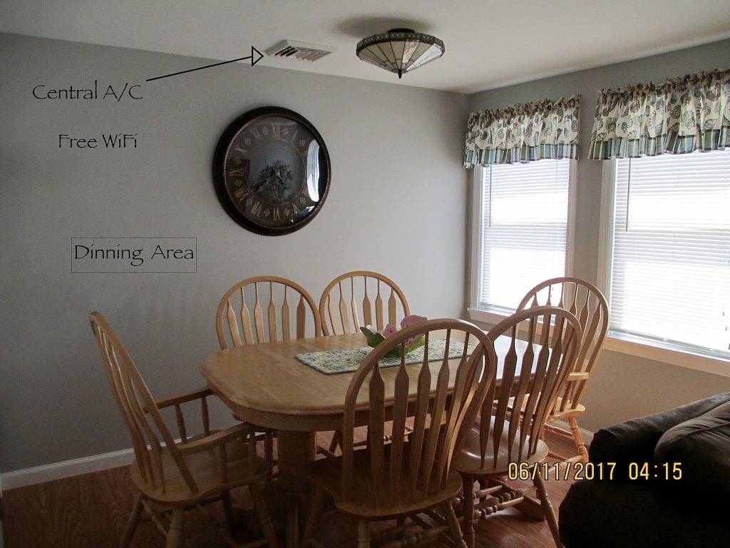 Lavallette Beach Home mit Dachterrasse und Tiki-Bar in Strandnähe - Wlan, Klimaanlage in Toms River, Ocean County