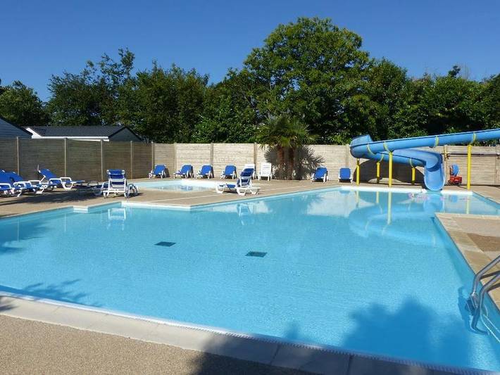 Camping pour 6 personnes, avec Terrasse et Bassin pour enfant à Fouesnant