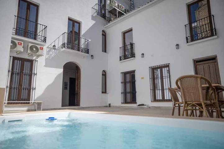 Cottage for 20 people, with garden - 1