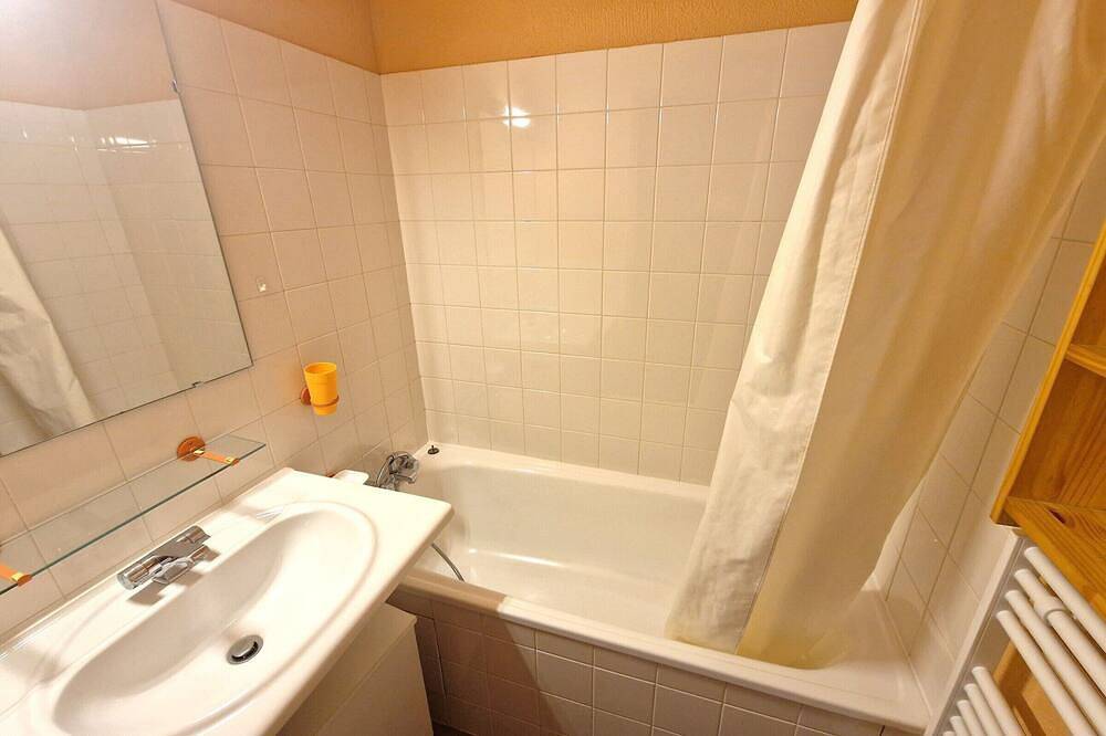 Apartamento entero, Estudio para 4 pers. con balcón, 20m², en el centro de Valfréjus in Valfréjus, Modane