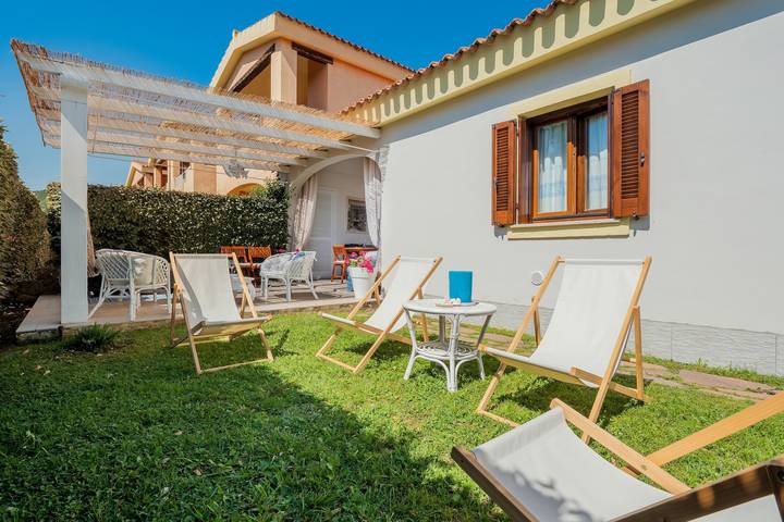 Location de vacances pour 6 personnes, avec jardin à Murta Maria