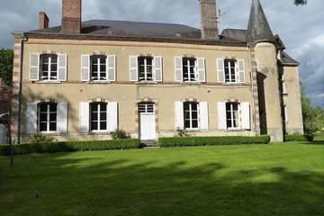 Château pour 15 personnes, avec jardin dans le Cher