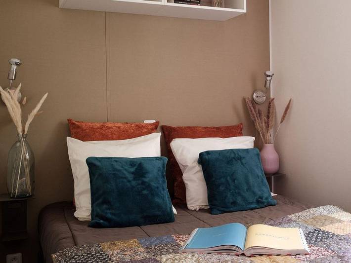 Mobil home pour 8 personnes, avec terrasse et bassin pour enfant à Landevieille - 4