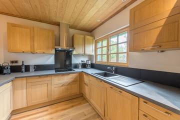 Chalet pour 7 Personnes dans Saint-Jorioz, Région d'Annecy, Photo 2