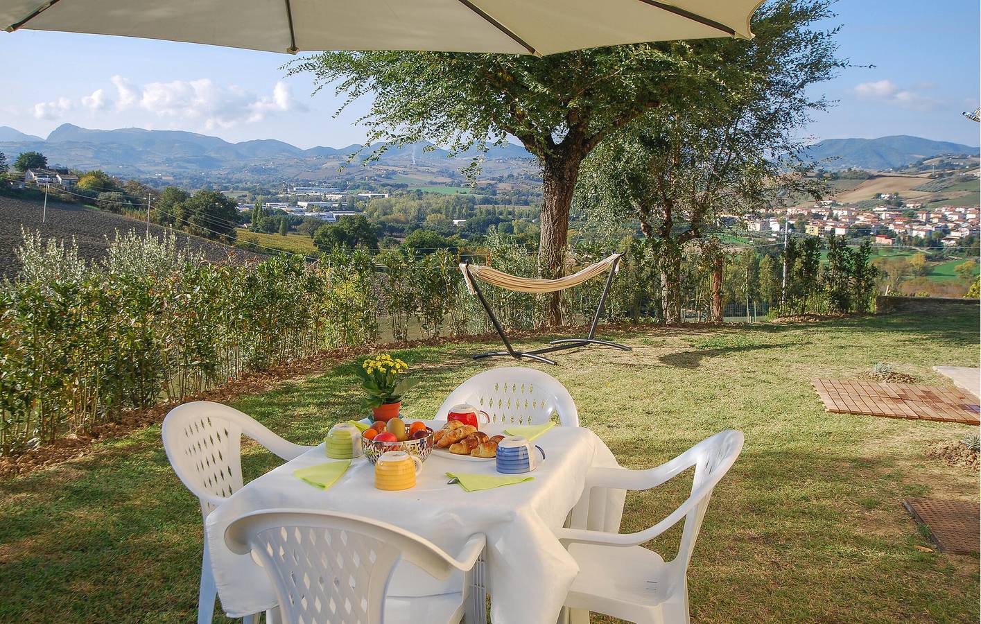 Casa de férias para 3 pessoas com piscina in Serra de' Conti, Ancona (província)