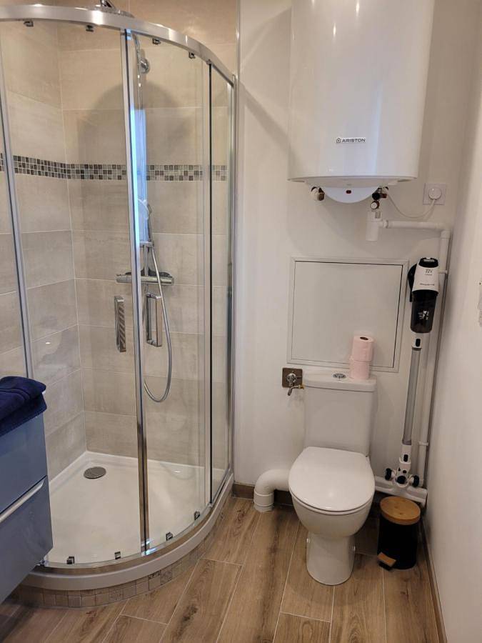 Gîte pour 3 personnes, avec terrasse à Saint-Martin-Longueau