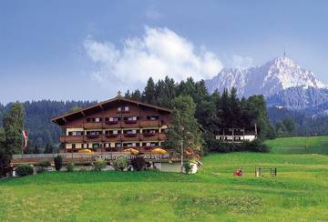 Hôtel pour 2 personnes, avec jardin et sauna, animaux acceptés à St. Johann in Tirol