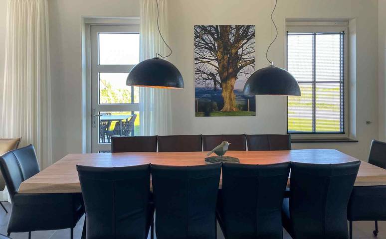 Luxuriöse 10-Personen-Villa mit finnischer Sauna am Tjeukemeer in Friesland in Delfstrahuizen, Friesland
