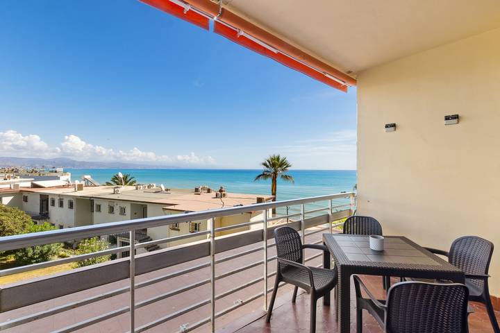 Apartamento para 4 personas, con terraza en Playa El Bajondillo